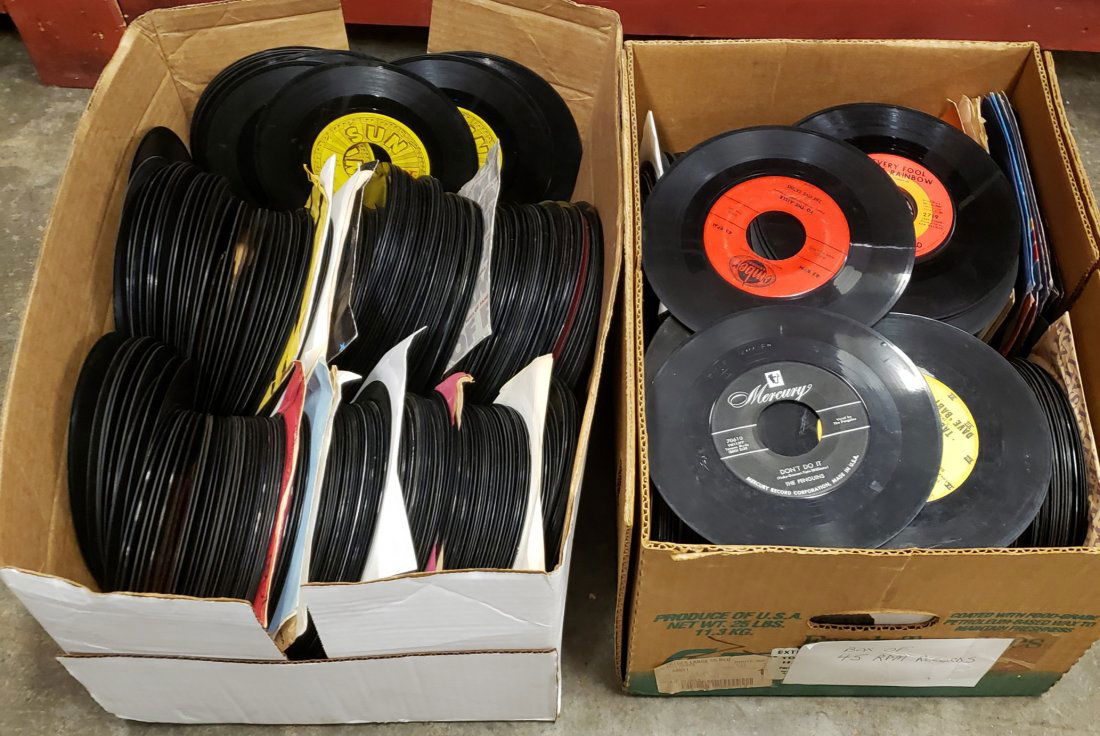 500-600 45rpm records (1 of 1)