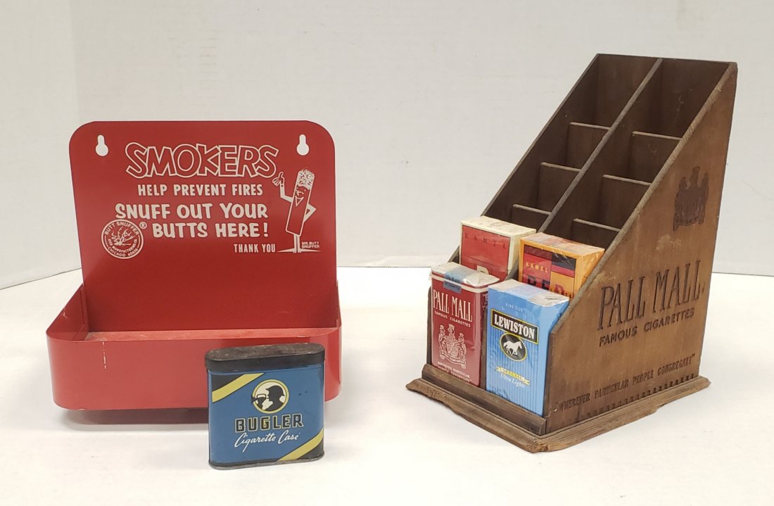 Wood Pall Mall Cigarette Display & Butts Snuffer (1 of 4)