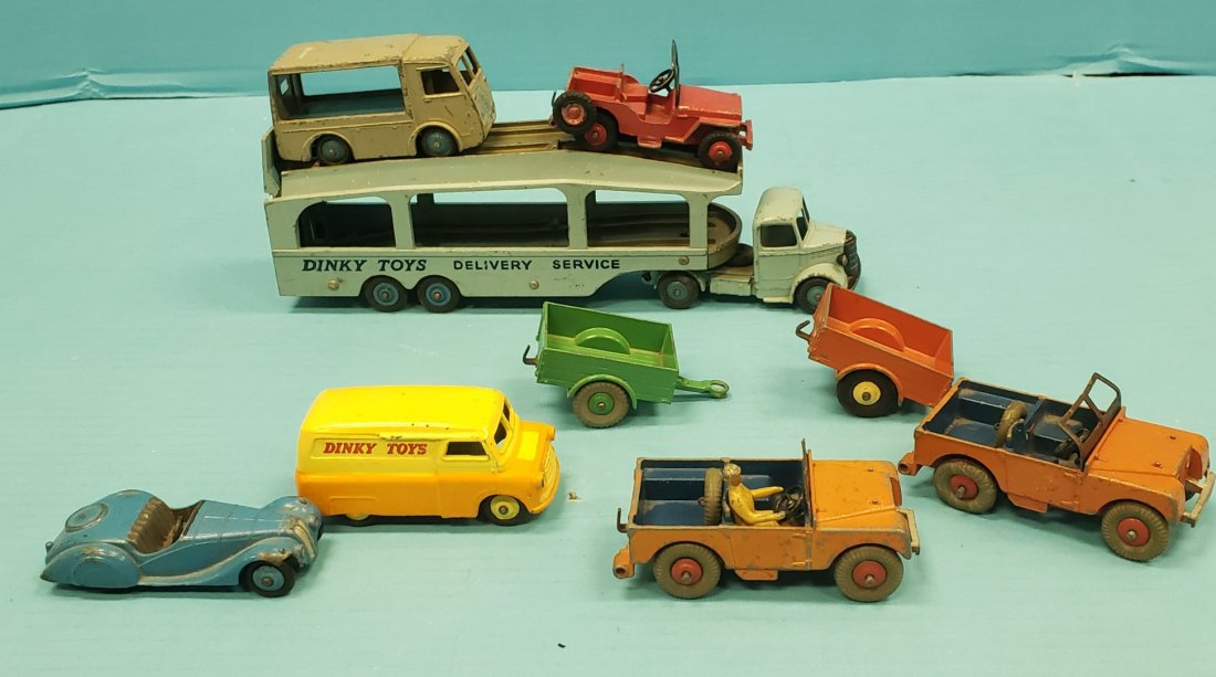 Lot of 9 Dinky Toys (1 of 5)