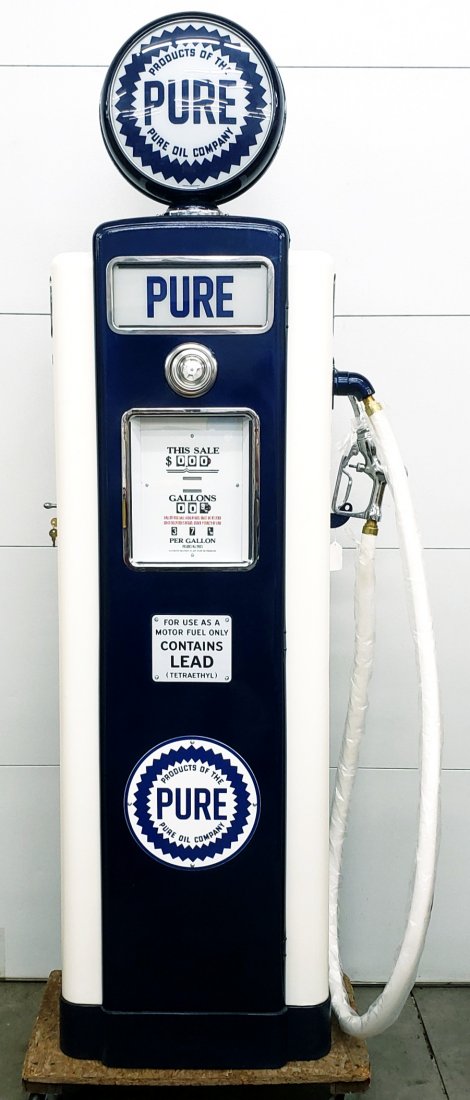 Restored Wayne 70 Pure Gas pump (1 of 7)