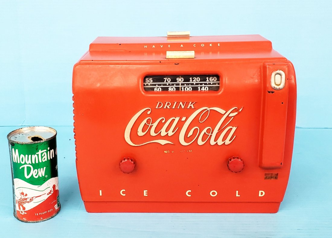 1950's Coca Cola Cooler Radio (1 of 6)