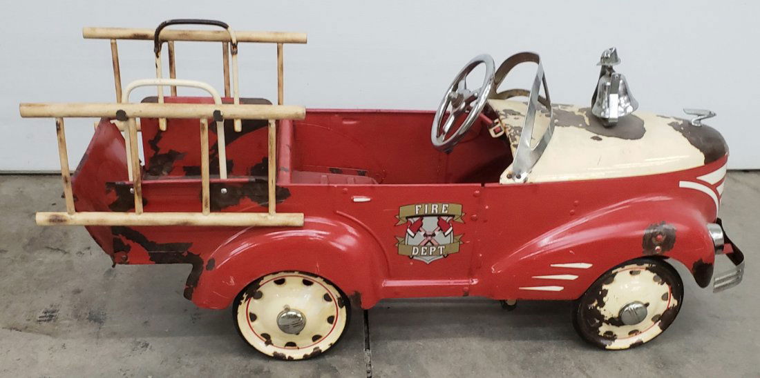Pedal Car Classics Fire truck Pedal Car (1 of 6)
