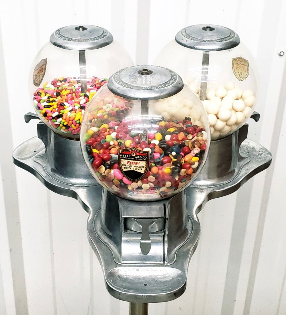 Abbey Triple Gumball, Peanut, Candy Machine & Stand (1 of 3)