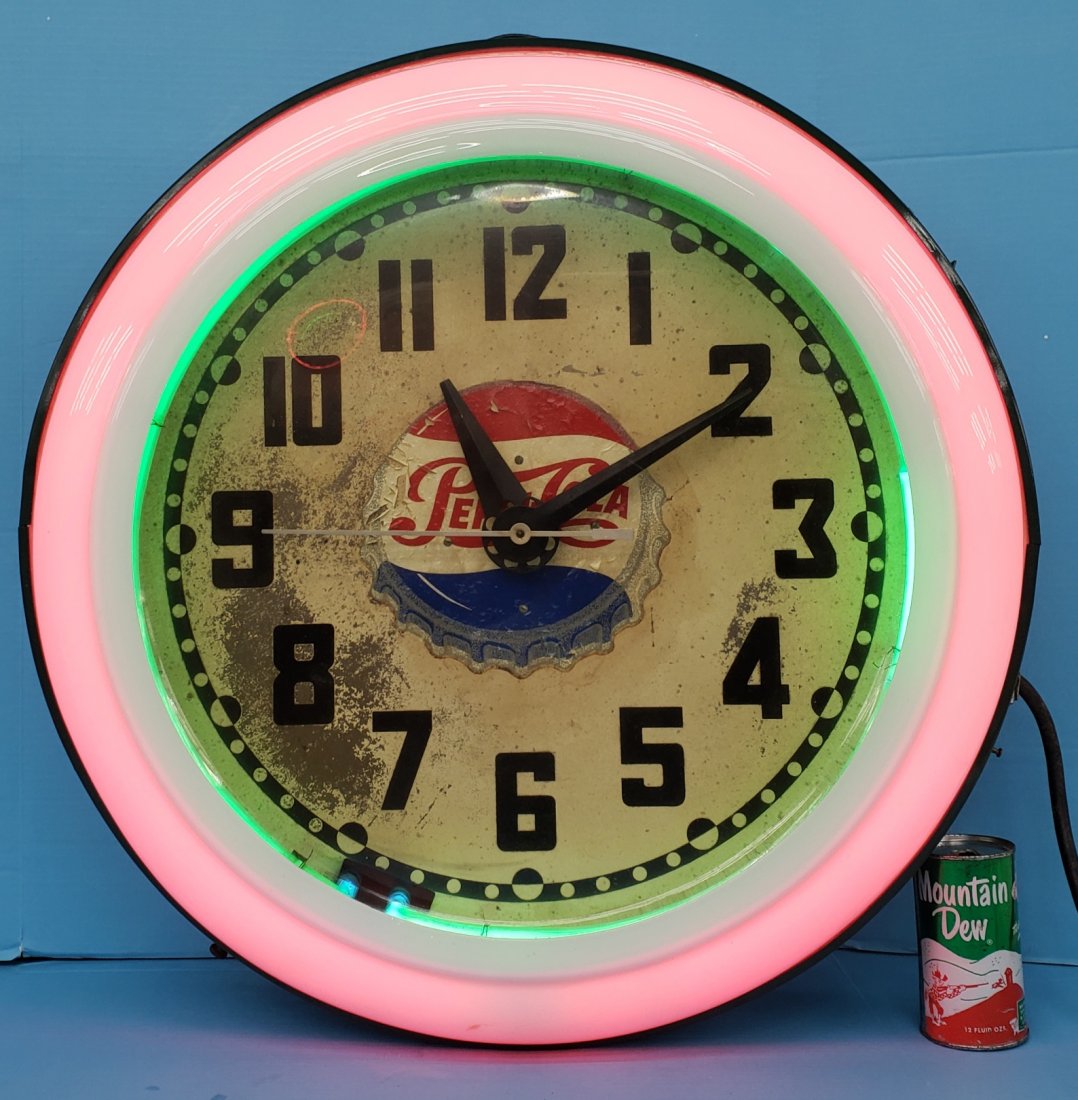 Pepsi Cola neon Cleveland clock (1 of 5)