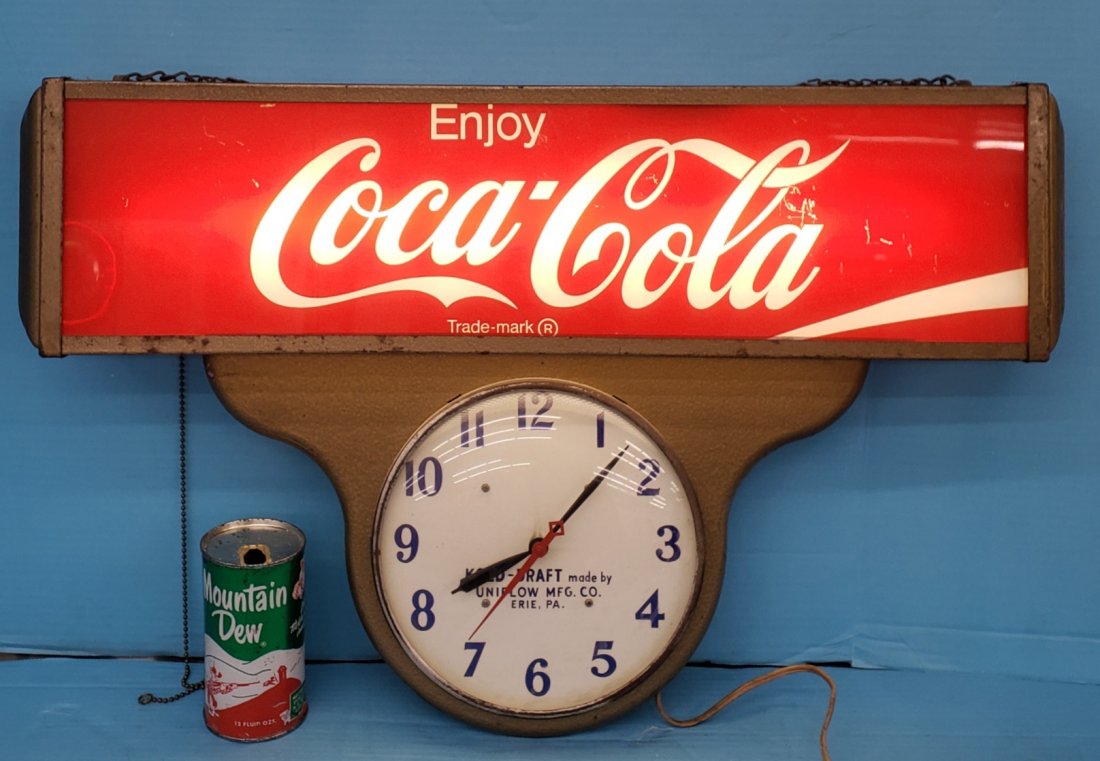 Coca Cola & Cold Draft Advertising Light Up Clock (1 of 5)
