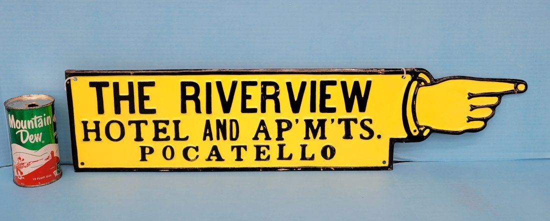 Embossed pointer directional sign The Riverview Hotel (1 of 2)