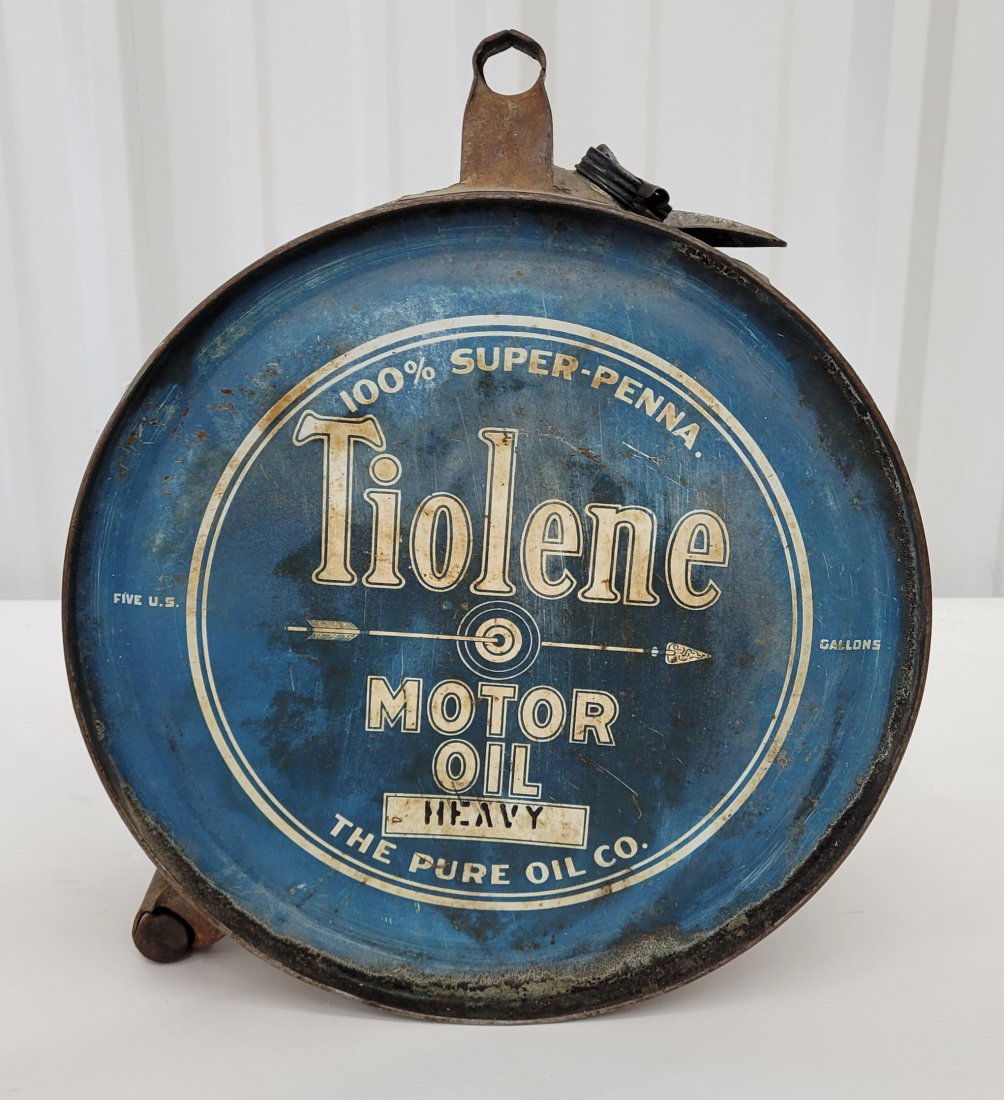 Tiolene Motor Oil Rocker Can (1 of 4)