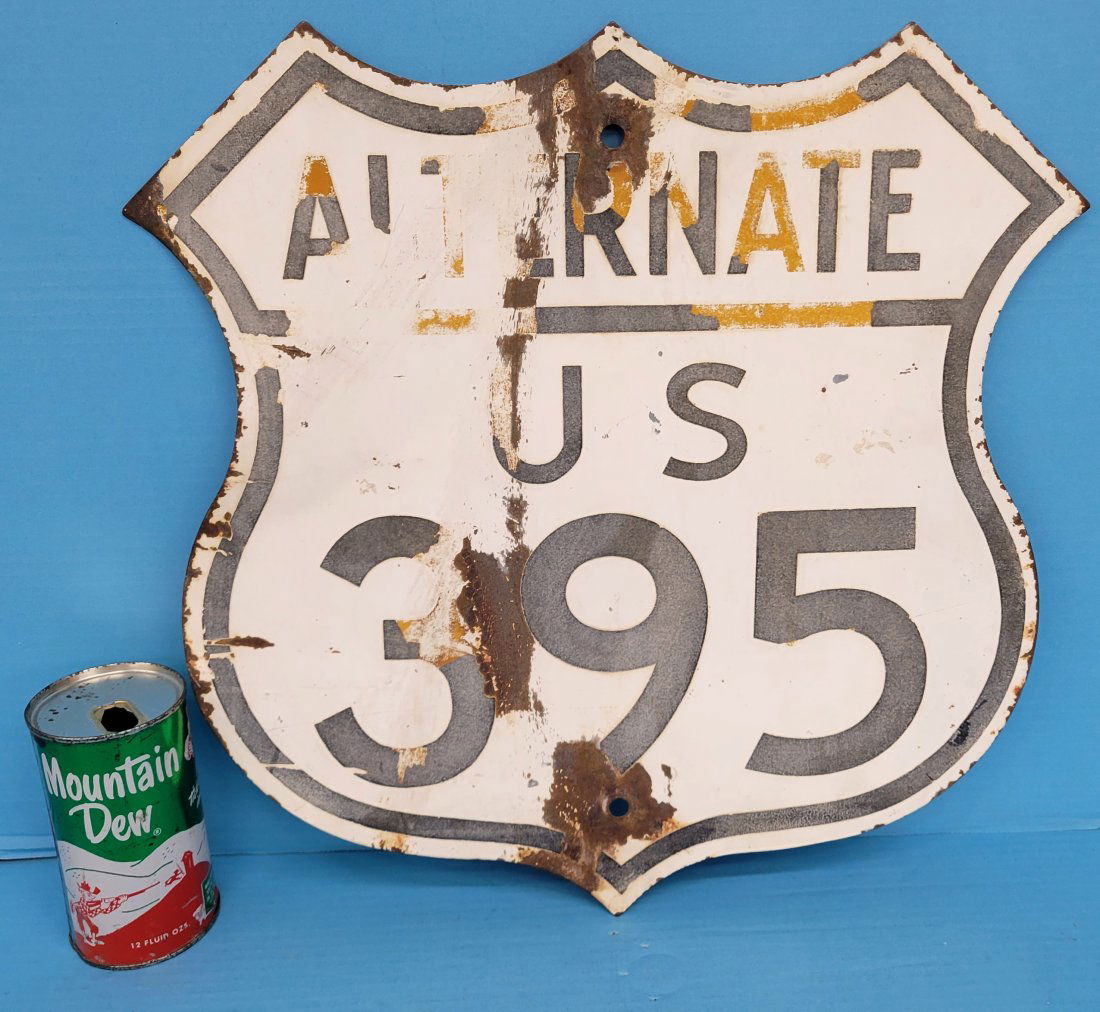 Alternate US 395 Highway sign (1 of 2)