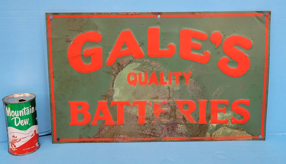 Gales Quality Batteries Embossed Tin Sign (1 of 3)