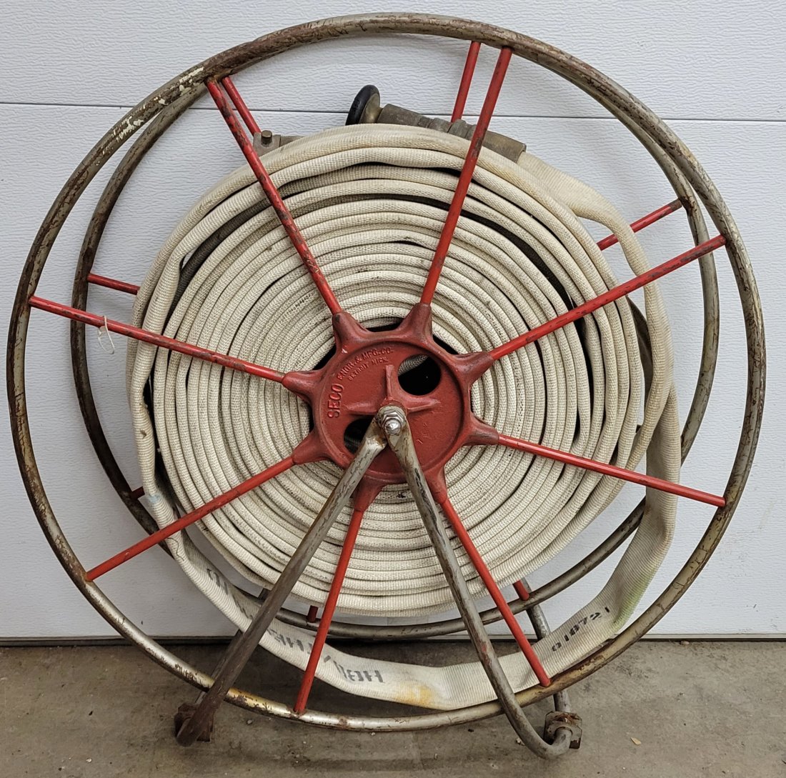 Firefighters Fire Hose with V Swing Reel and Brass Nozzle (1 of 3)