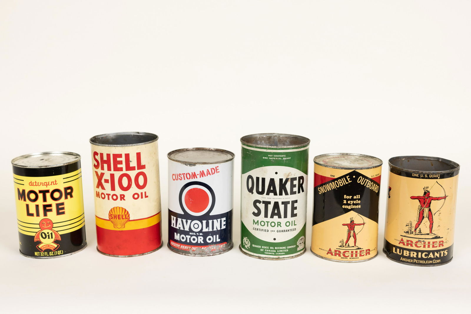 Lot of 6 Shell, Texaco, etc Motor Oil Quart Oil Cans (1 of 2)