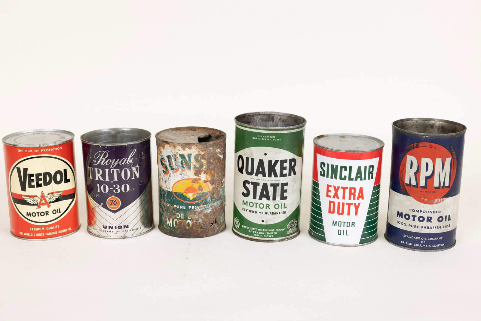 Lot of 6 Quart Oil Cans Veedol Sunset Sinclair RPM etc (1 of 2)