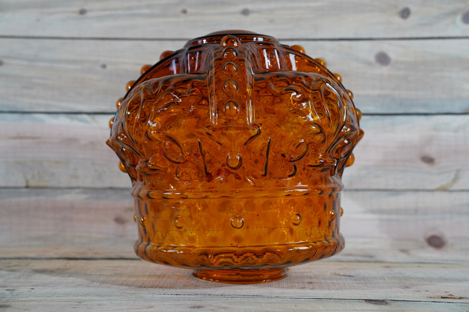 Standard Indiana One Piece Crown Amber Glass Gas Globe (1 of 7)