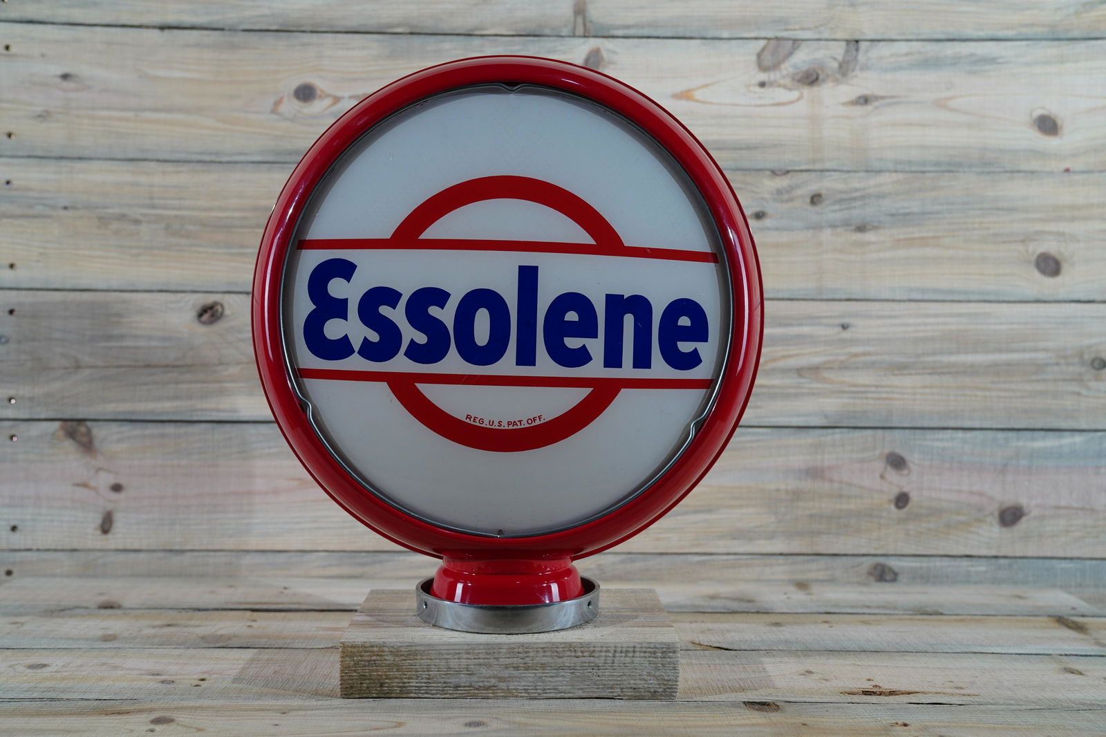 Standard of NJ Essolene 15" Gas Globe & Single Lens (1 of 6)