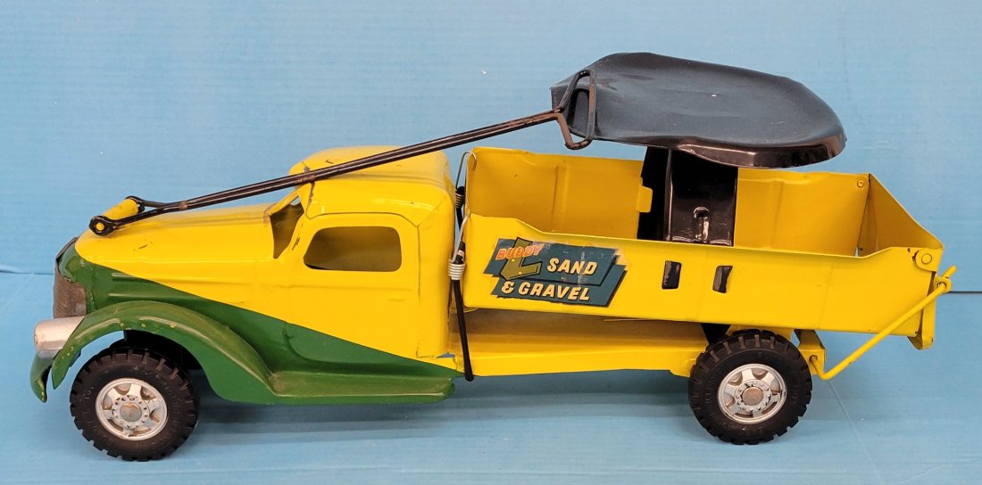 Buddy L Sand & Gravel Sit and Ride Truck (1 of 6)