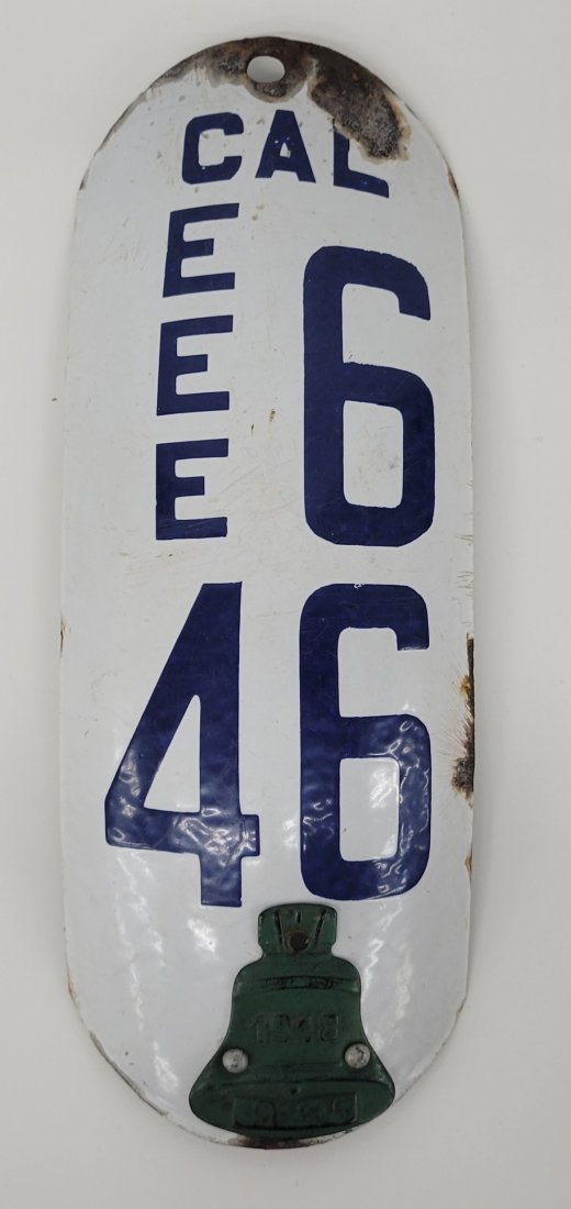 1916 California Motorcycle Porcelain License Plate (1 of 4)