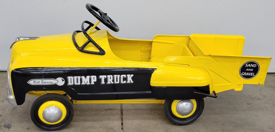 Murray Dump Truck Pedal Car (1 of 5)