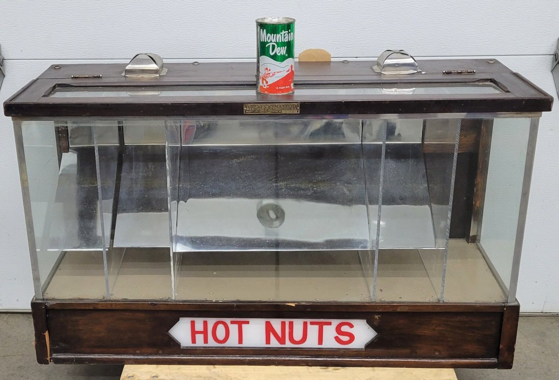 The Nut Salesman Hot Nuts Vendor Cabinet (1 of 5)