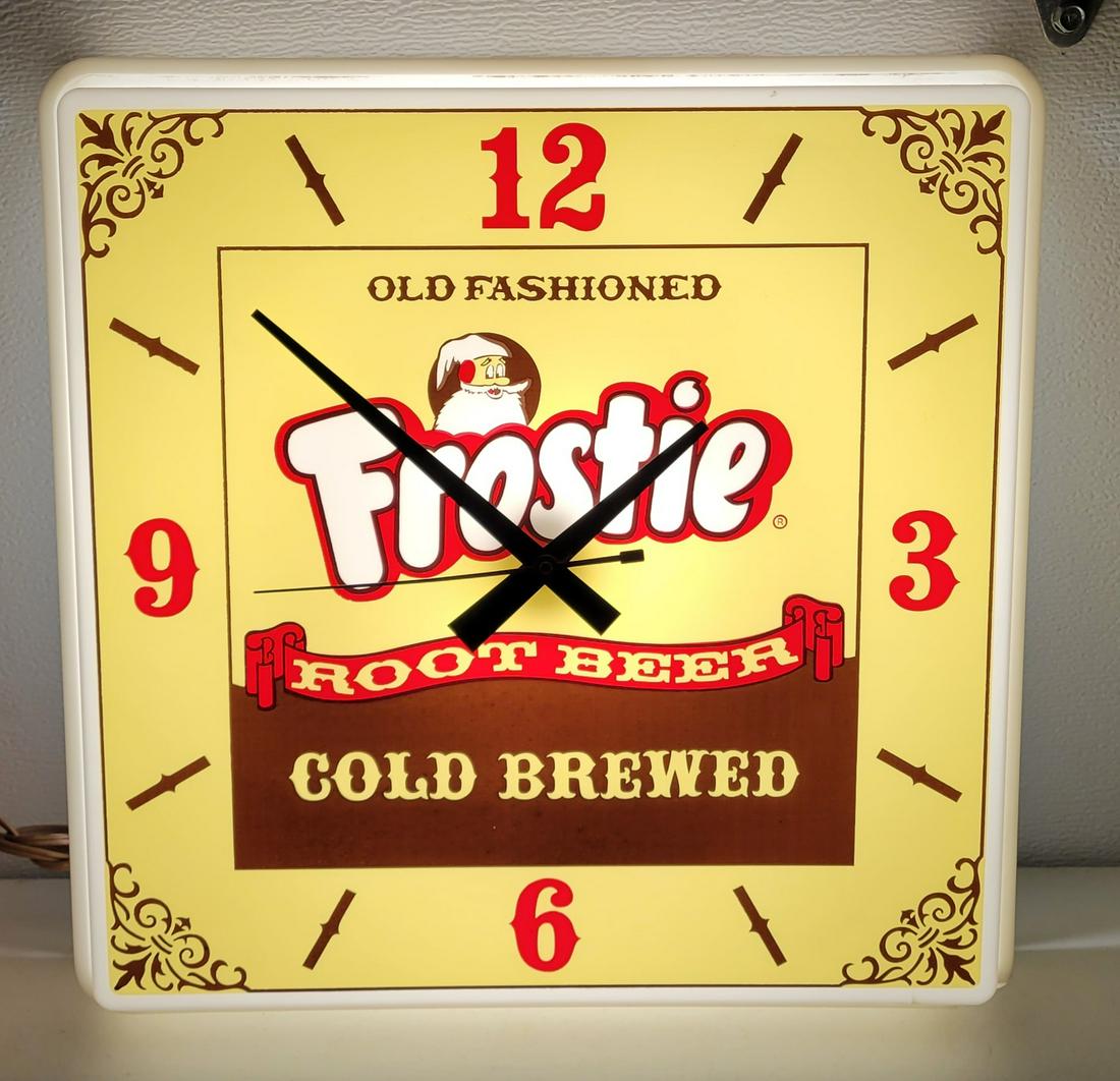 Frostie Old Fashioned Root Beer Clock (1 of 4)