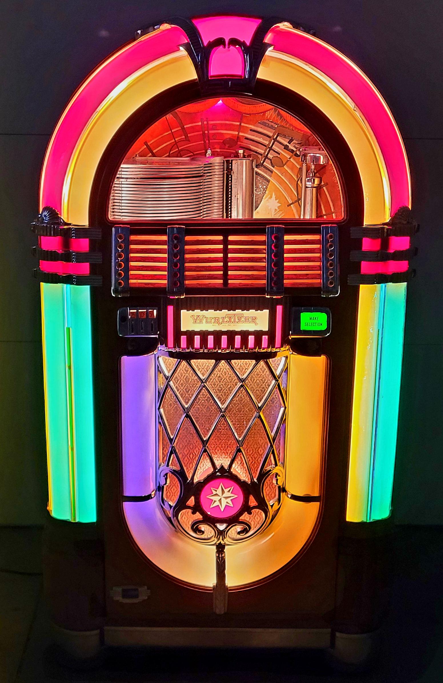 1946 Wurlitizer 1015 Bubbler 78 RPM Jukebox (1 of 12)
