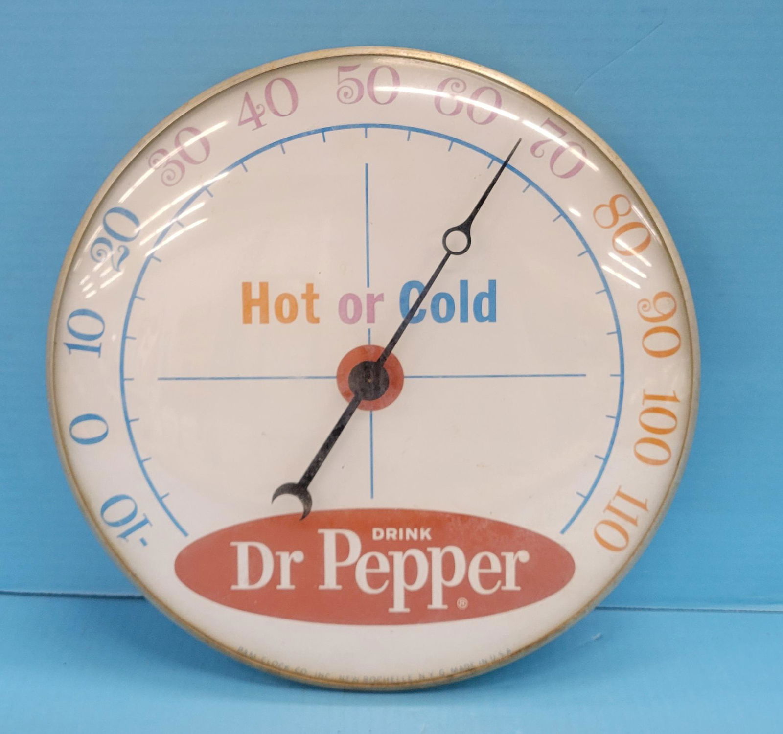 Drink Dr Pepper Hot or Cold Round Pam Thermometer (1 of 3)