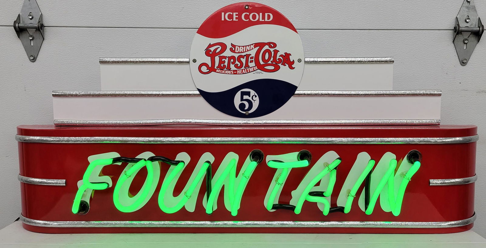 Pepsi Cola Fountain Neon Sign (1 of 4)