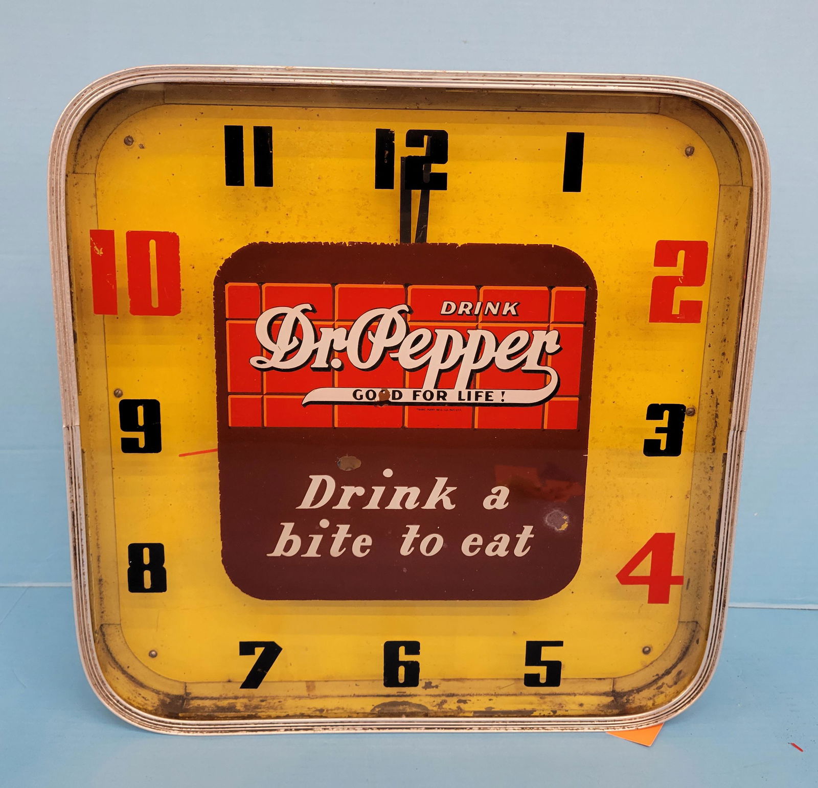 Drink Dr Pepper Drink A Bite To Eat Electric Light Up Clock (1 of 3)