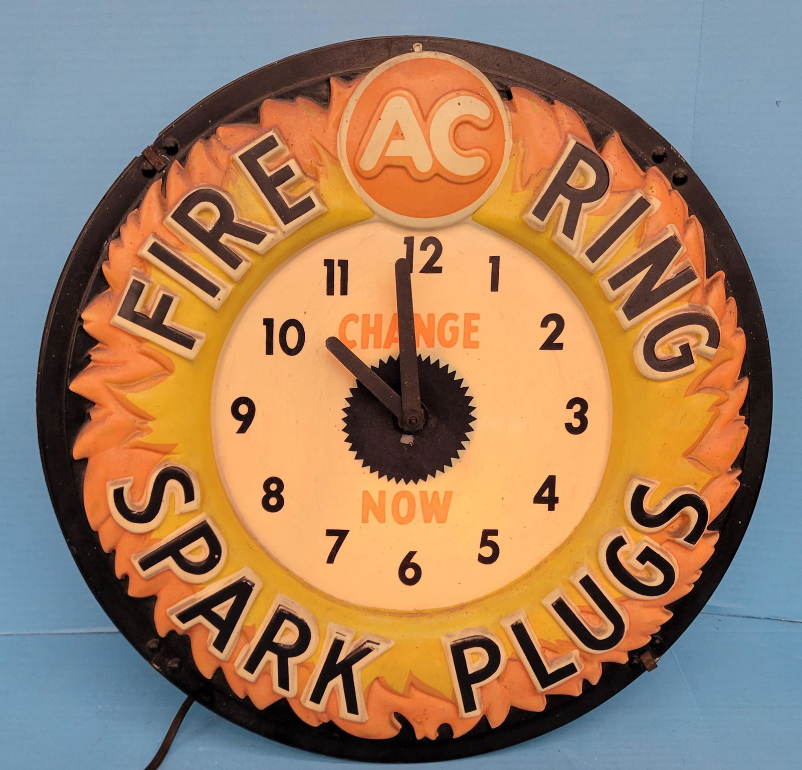 Fire Ring AC Spark Plugs 3D Molded Plastic Light Up Clock (1 of 5)