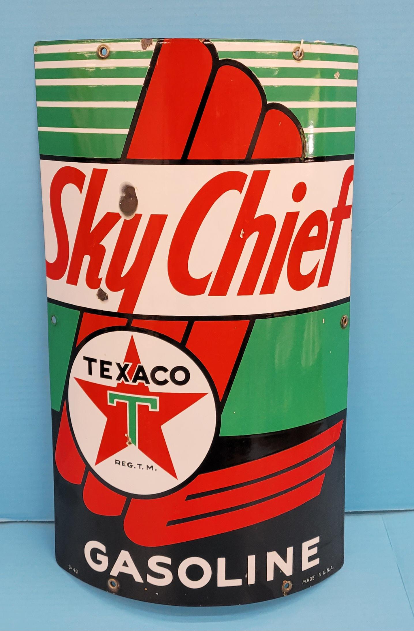 Texaco Sky Chief Gasoline Curved Porcelain Pump Plate (1 of 2)