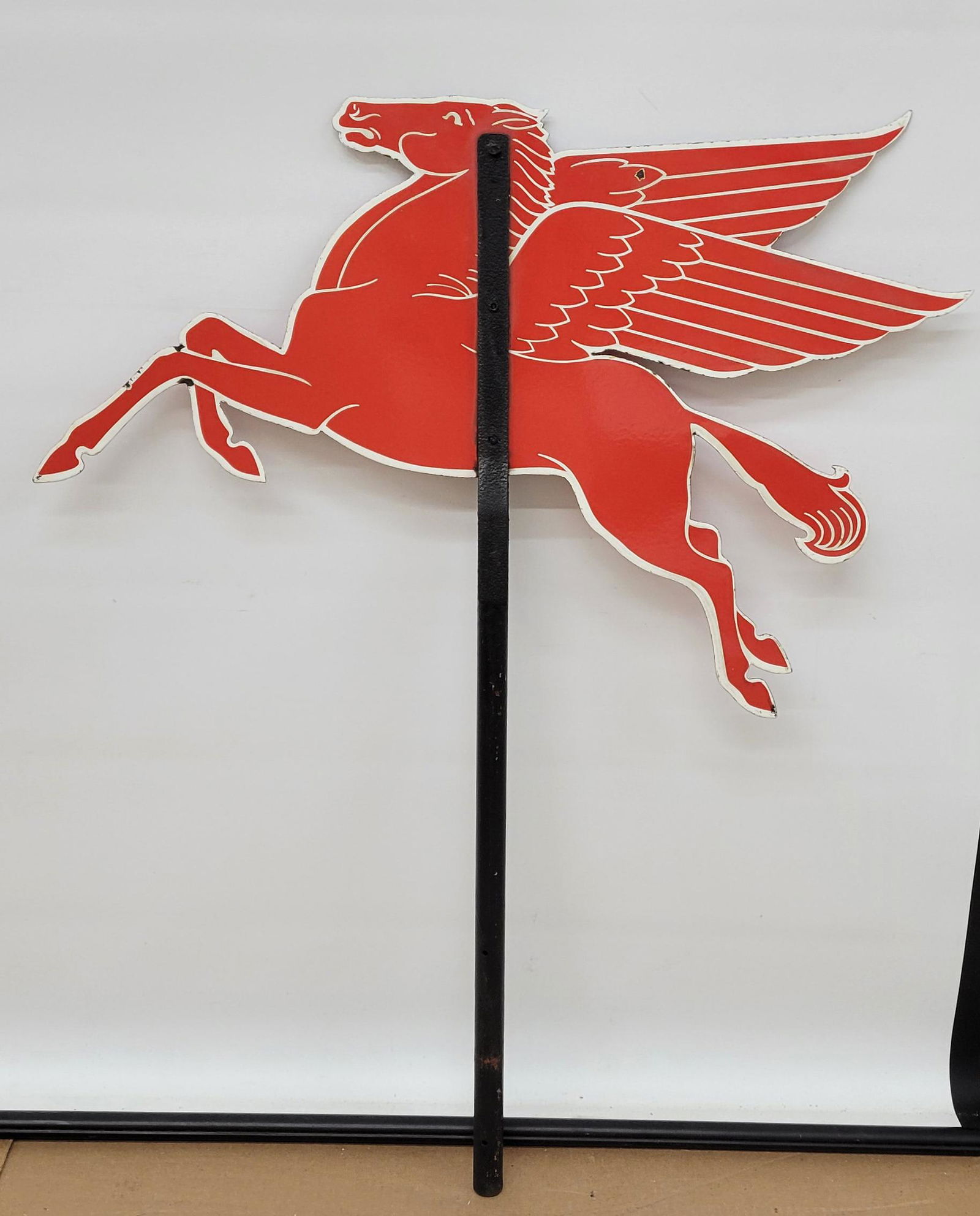 Mobil Pegasus Weathervane DSP Sign (1 of 4)