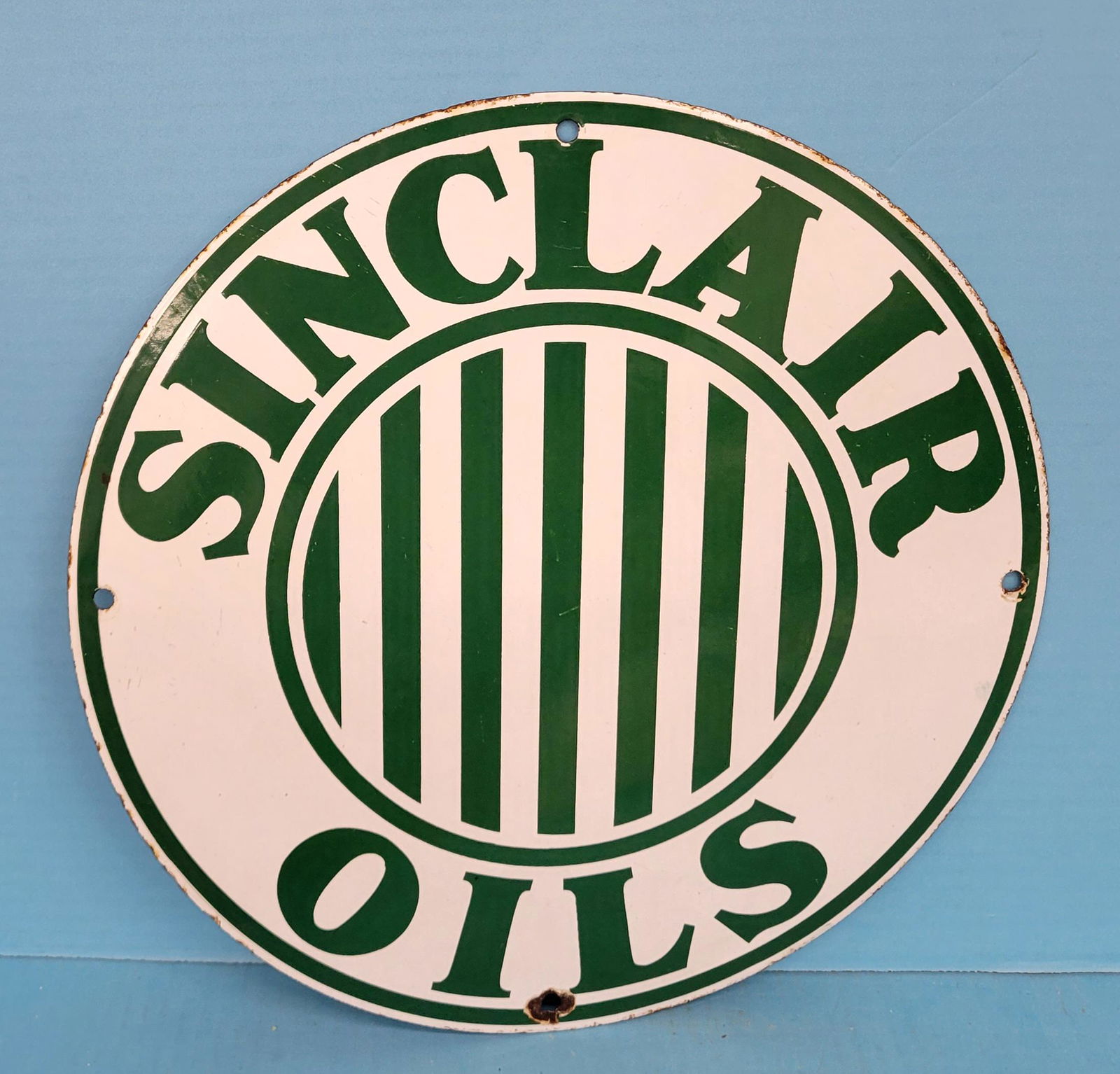 Sinclair Oils Porcelain Sign (1 of 2)