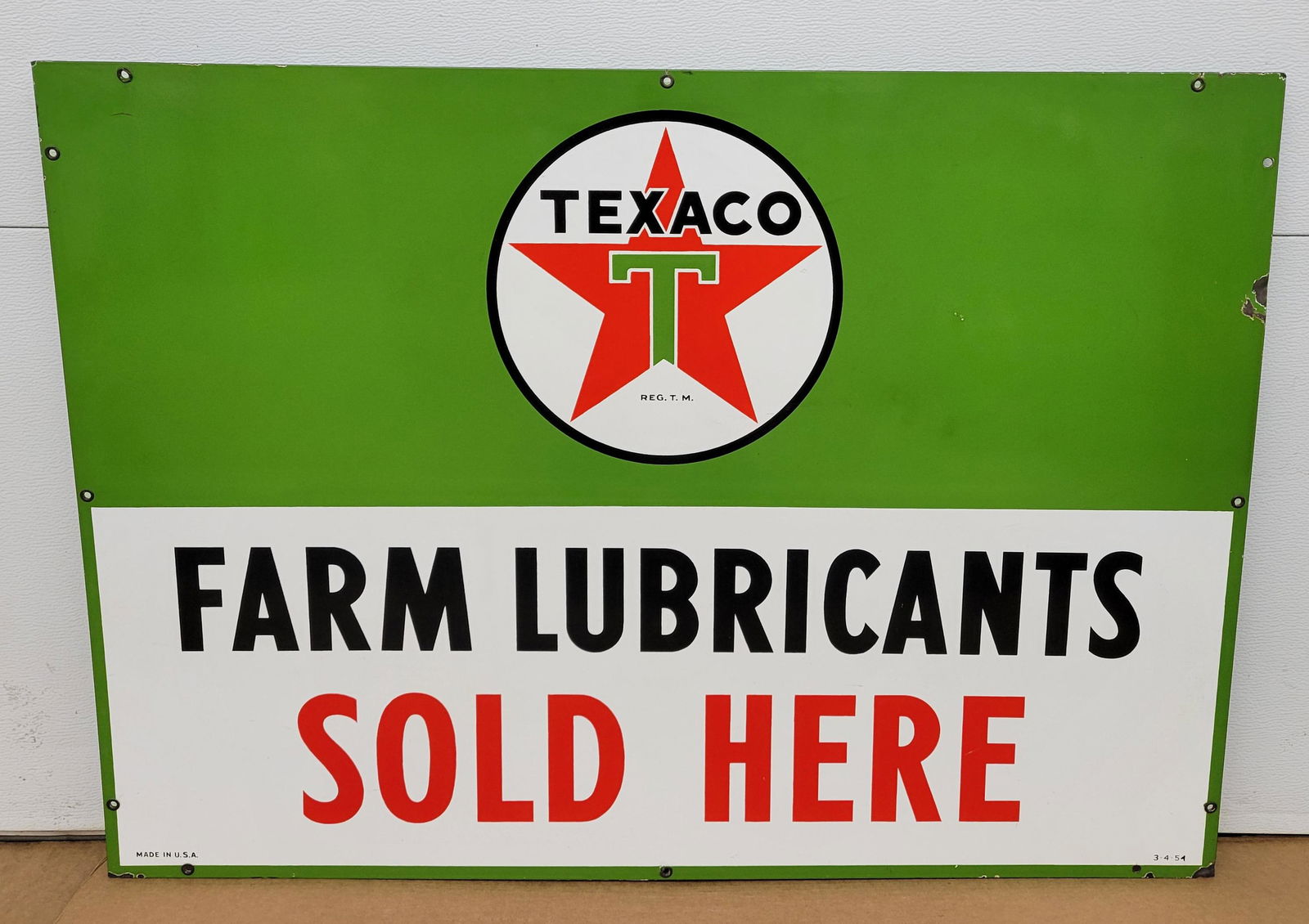 1954 Texaco Farm Lubricants Sold Here Porcelain Sign (White-T) (1 of 5)