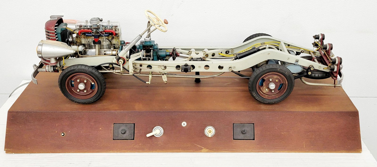 HOHM Driving School Training Model Car (1 of 8)