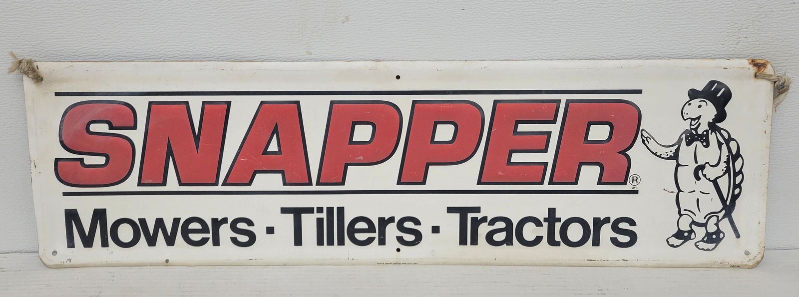 Snapper Mowers Tillers Tractors Single Sided Tin Sign (1 of 2)