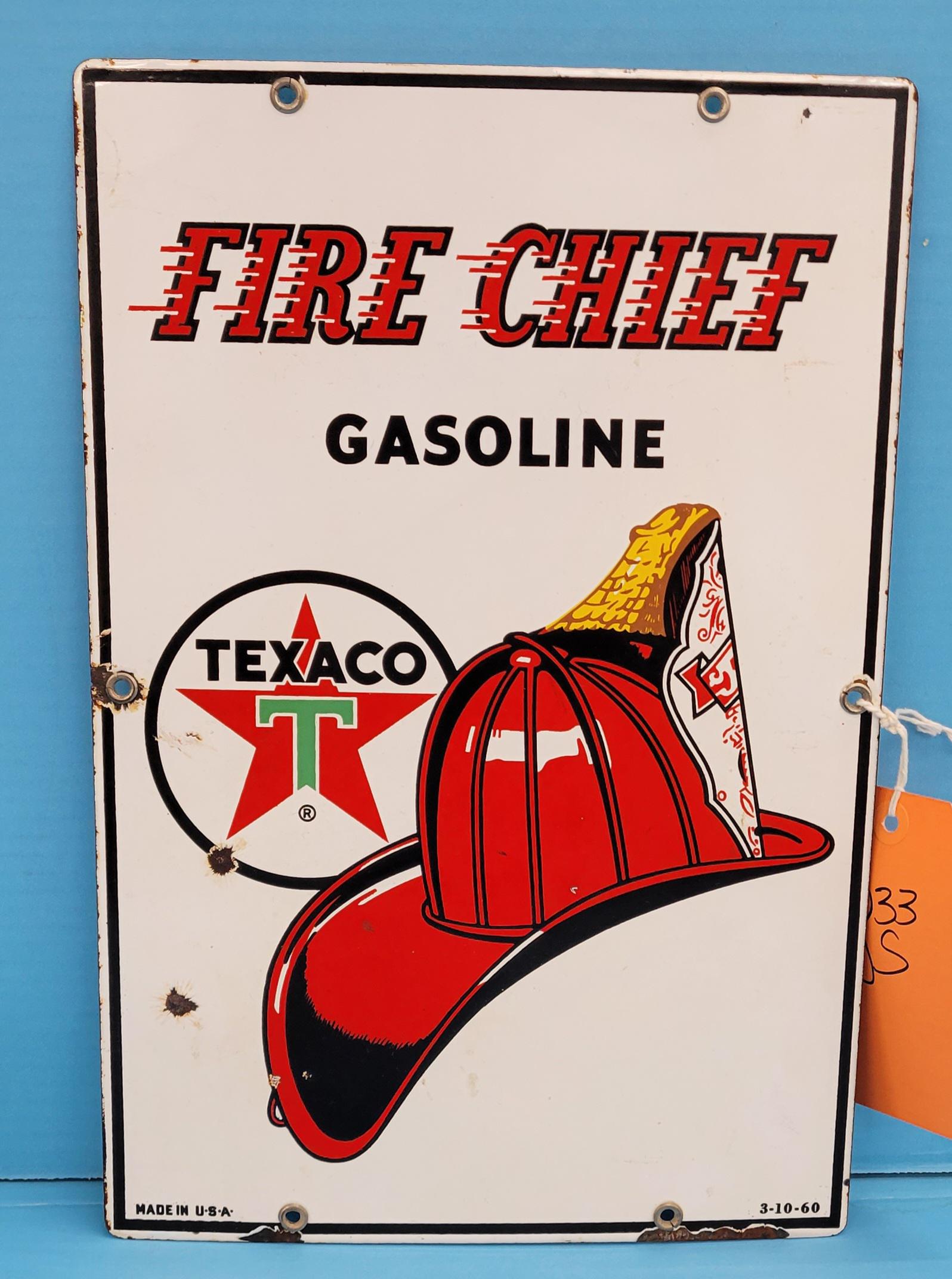 Texaco Fire Chief Gasoline Porcelain Pump Plate (1 of 2)