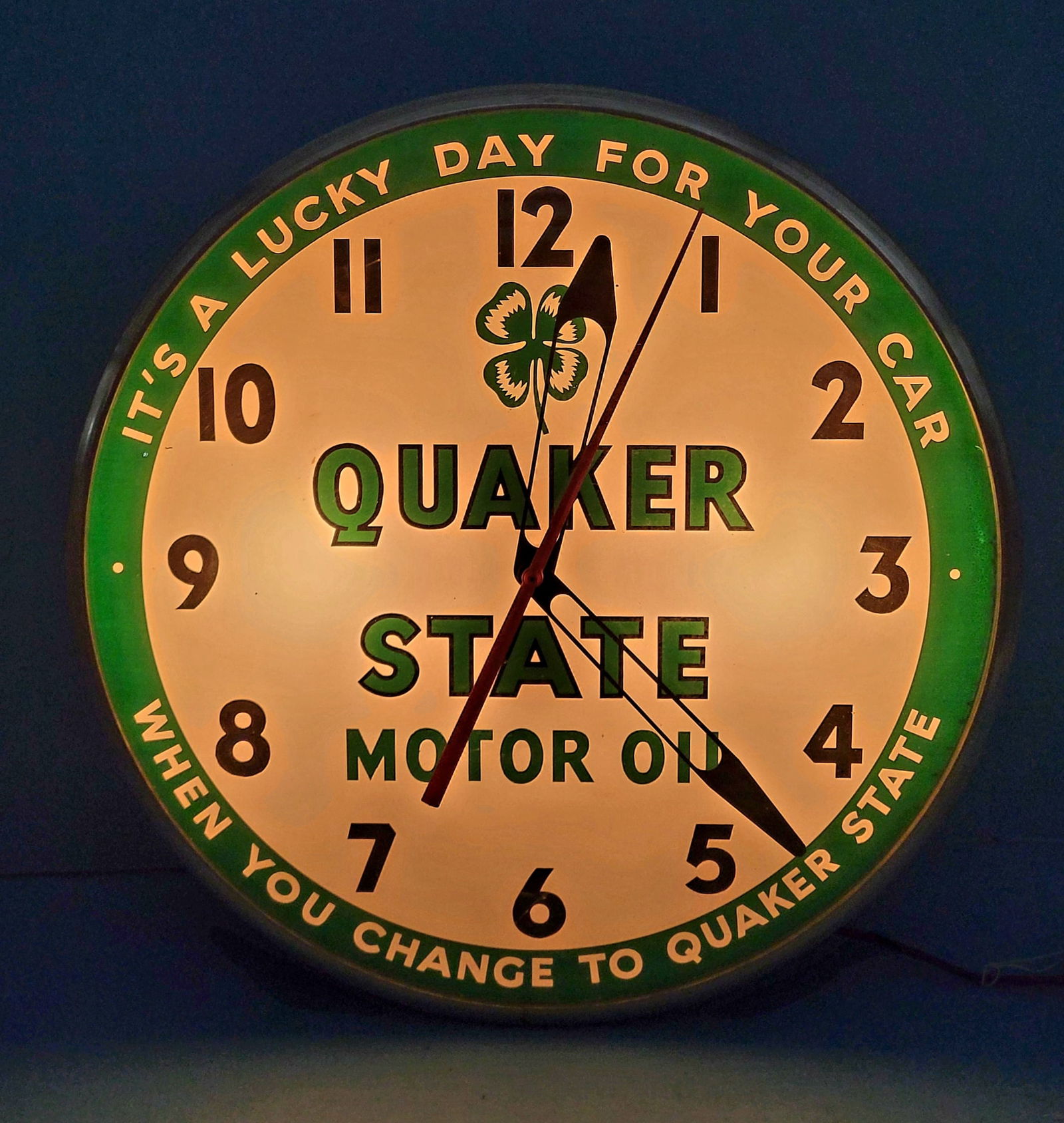 Quaker State Motor Oil 15" Light Up Clock (1 of 3)