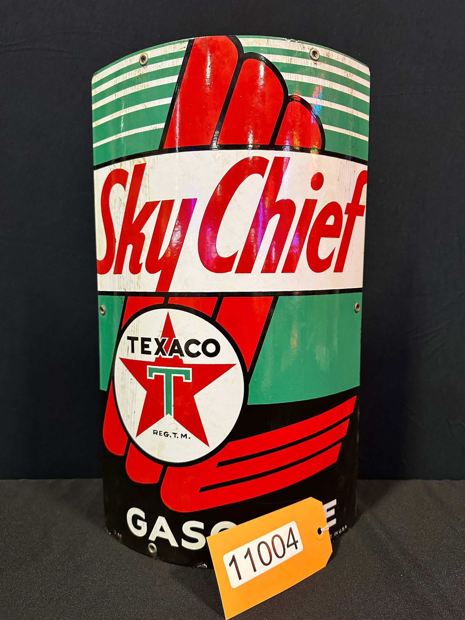 Texaco Skychief porcelain curved pump plate (1 of 2)