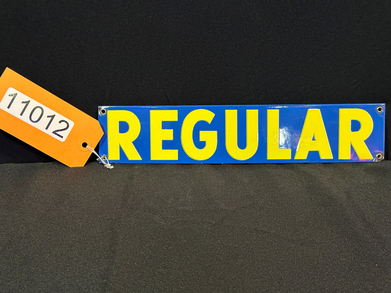 Deep Rock Regular porcelain pump plate sign (1 of 2)