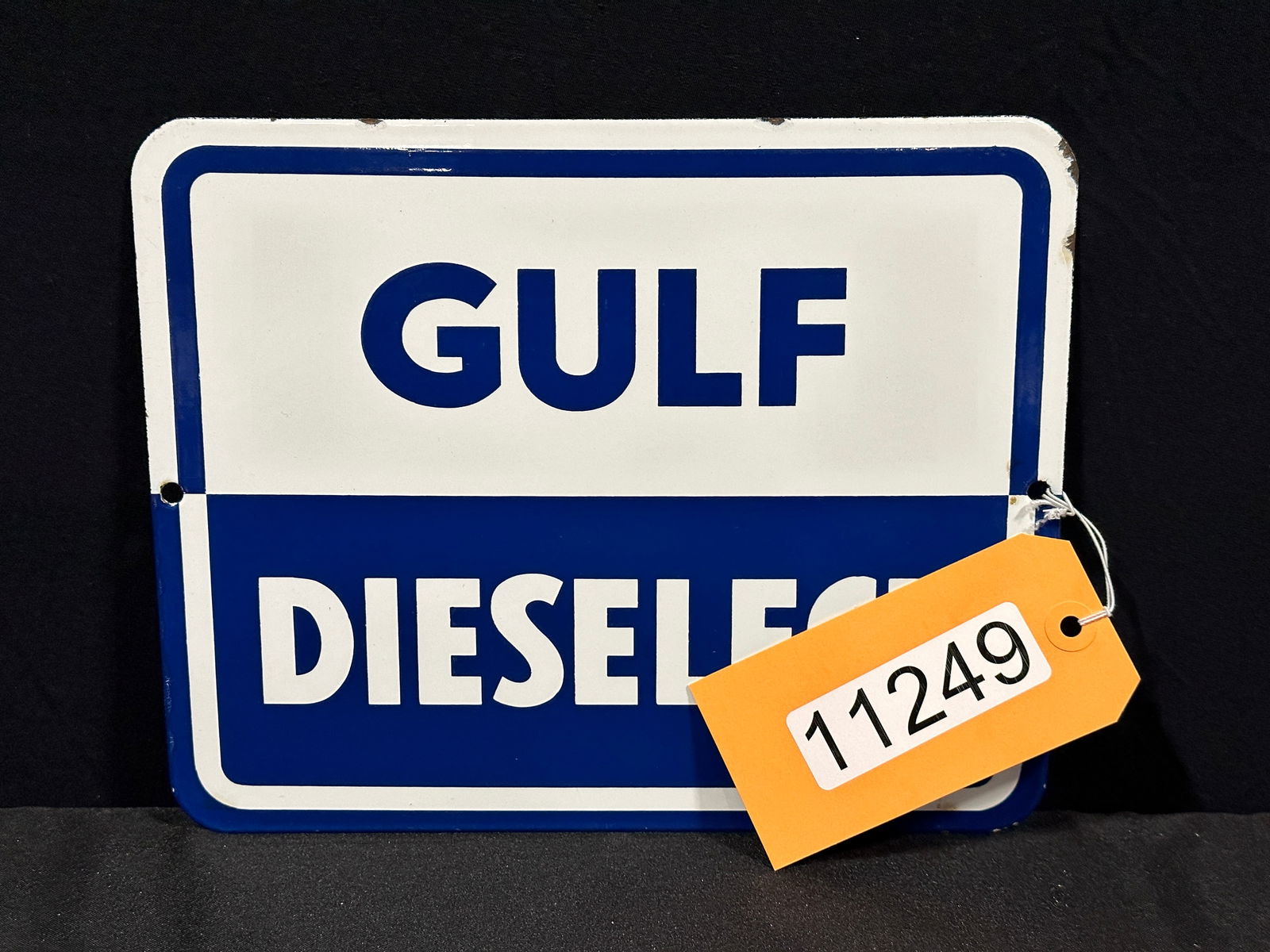 Gulf Dieselect porcelain pump plate sign (1 of 2)