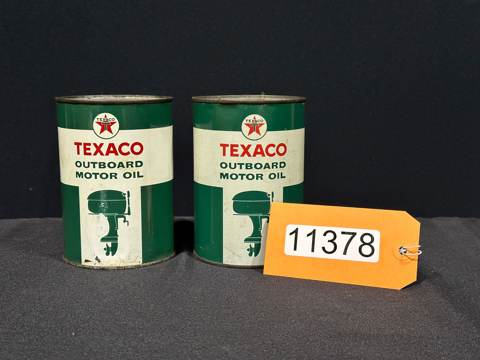 2 full Texaco Outboard motor oil cans (1 of 2)