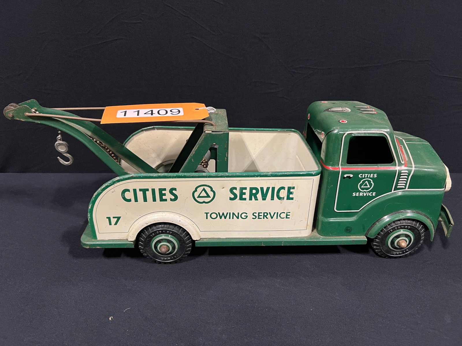 Marx Cities Service tow truck metal steel toy: Cities service tow truck. 21" H x 7" W x 6" D.