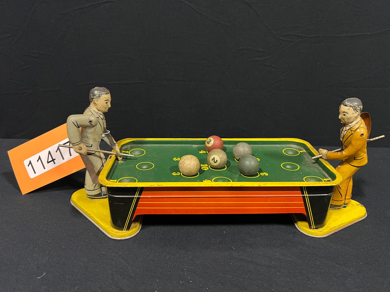 Ranger steel wind up tin litho pool playing toy (1 of 4)
