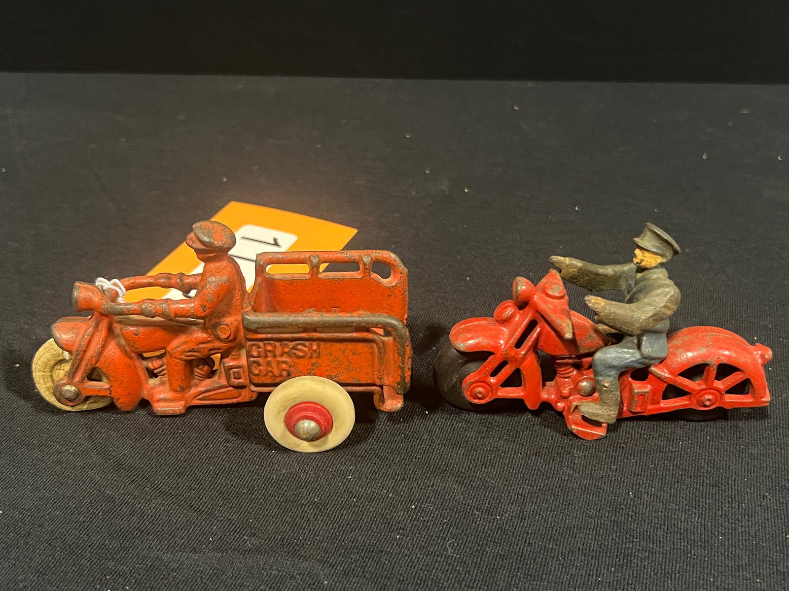 Hubley cast iron motorcycle crash car red toy (1 of 4)