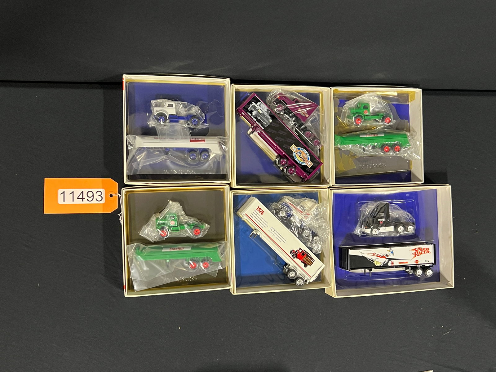 Winross Sinclair Atlantic Speed Racer F series truck (1 of 1)