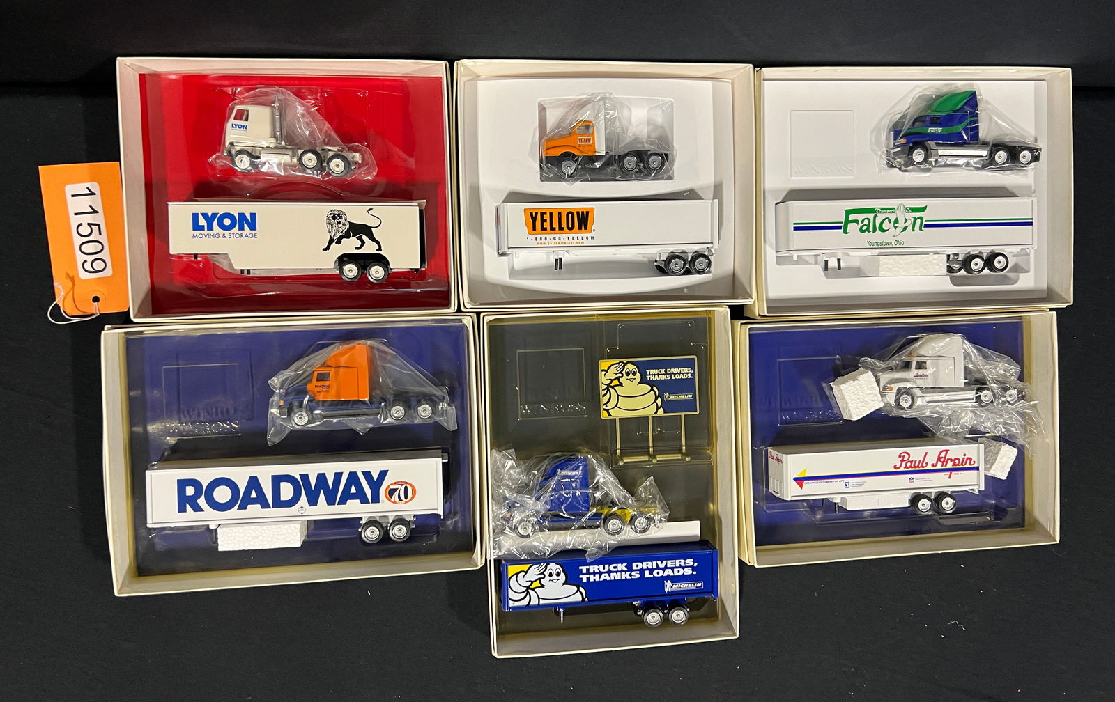 Winross Roadway Michelin Lyon Yellow falcon Arpin (1 of 1)