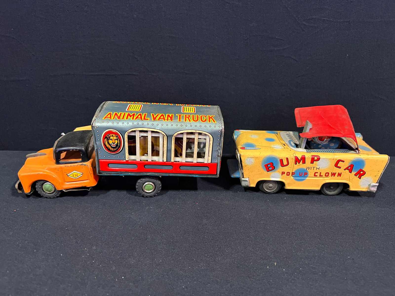 Tin litho animal van truck bump car blow friction toy (1 of 4)