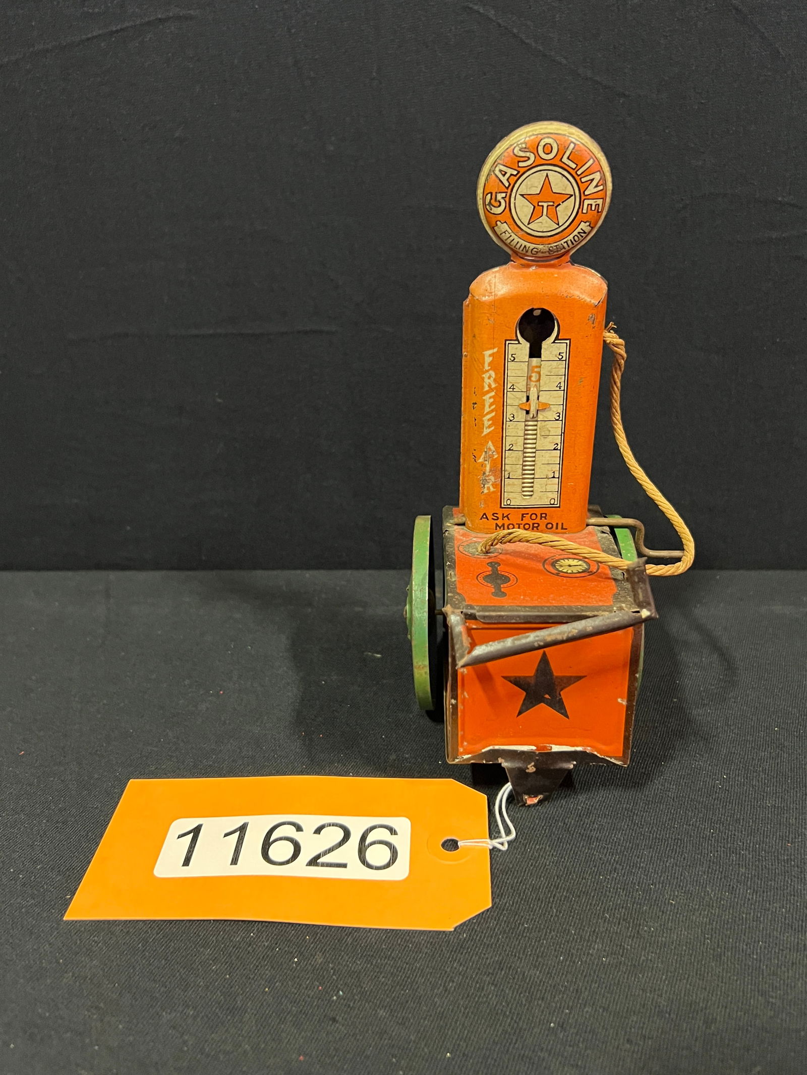 Texaco tin litho gasoline filling station cart toy (1 of 3)