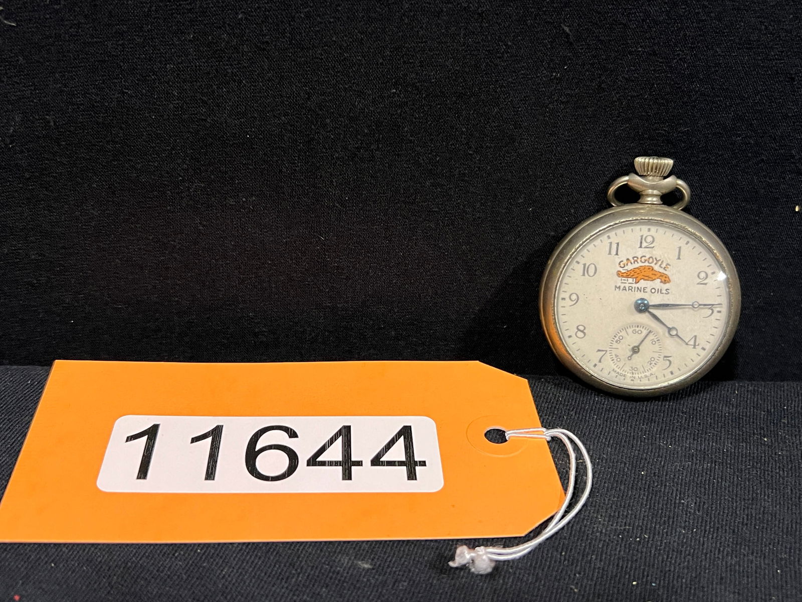 Gargoyle Mobil oil Marine Oils pocket watch (1 of 3)