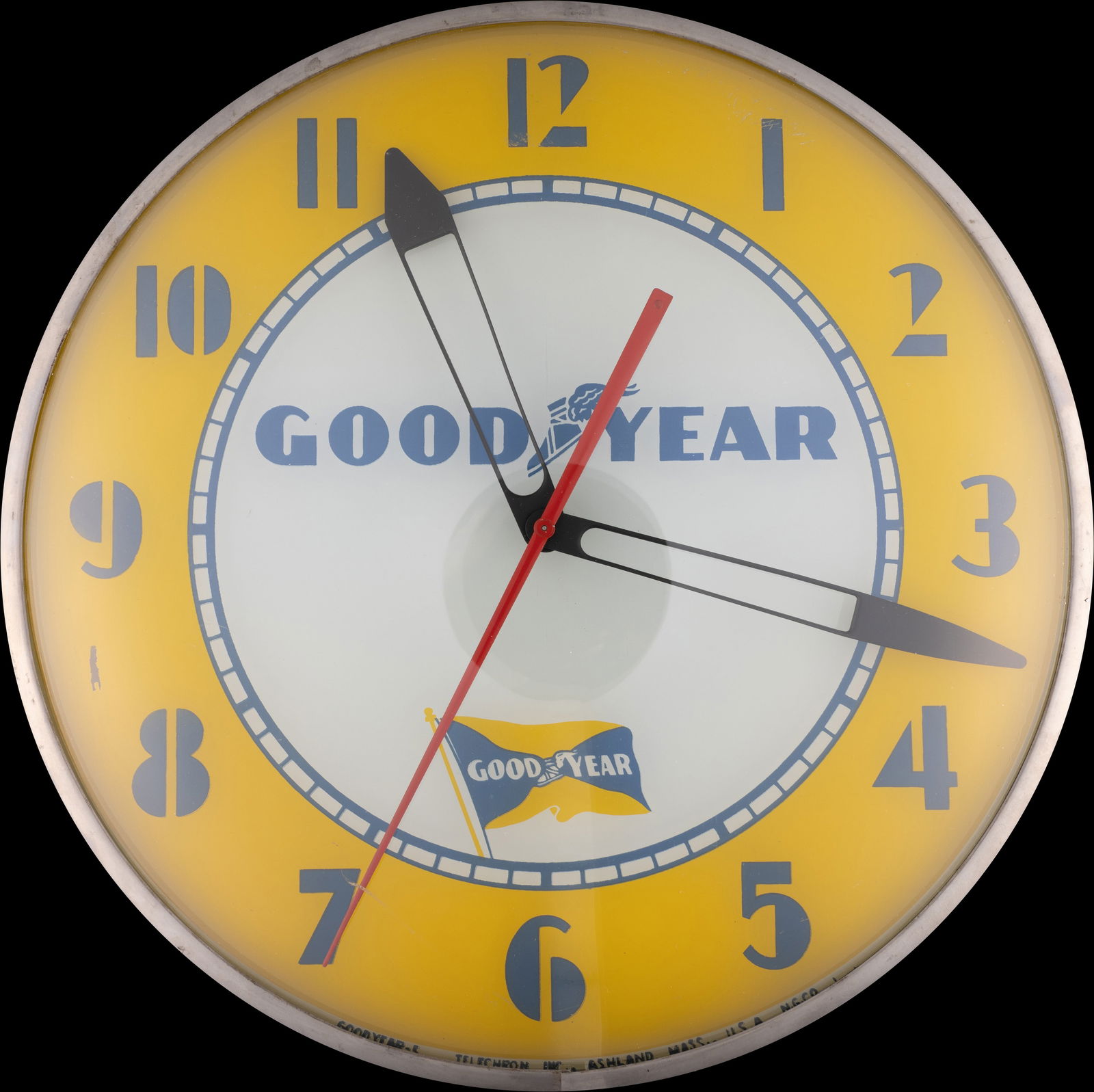 Goodyear Light Up Electric Clock (1 of 1)