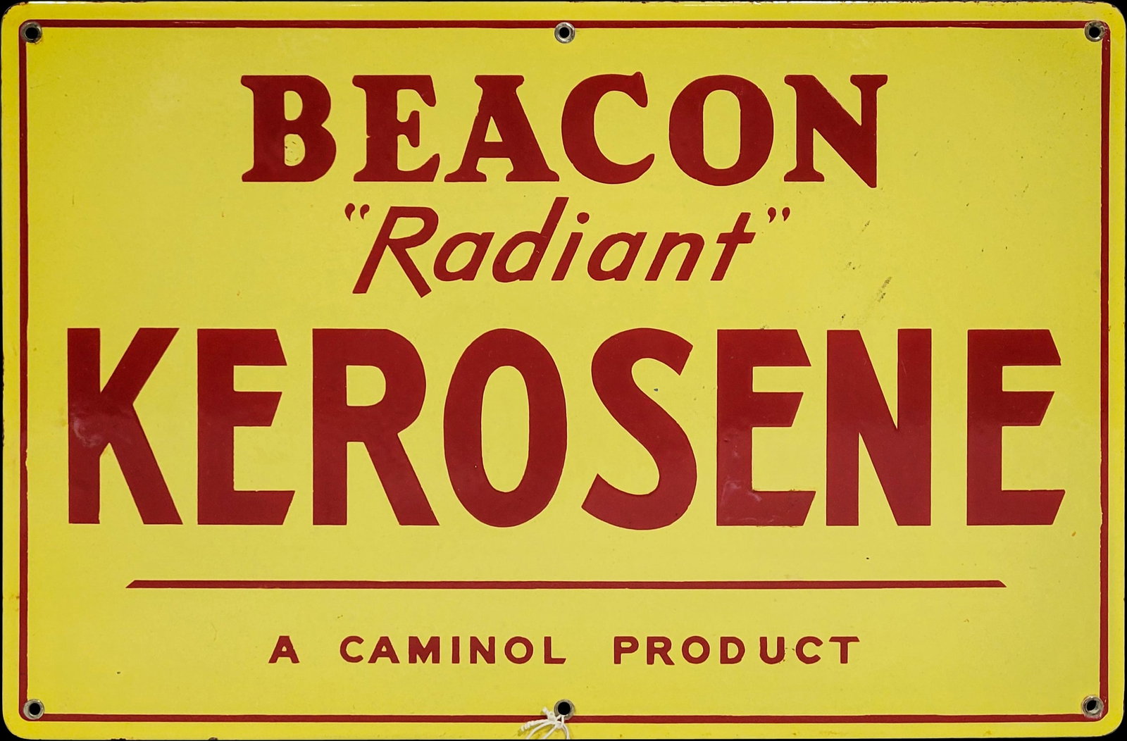 Beacon Radiant Kerosene Single Sided Porcelain Sign: 18" x 12" SSP sign with excellent color and shine. There are a few light scuffs in the field. >>>>>>>>> PLEASE NOTE, THERE IS ONLY ONE WAY TO PAY FOR ONLINE ITEMS IN THIS AUCTION WHICH IS THROUGH LIVE